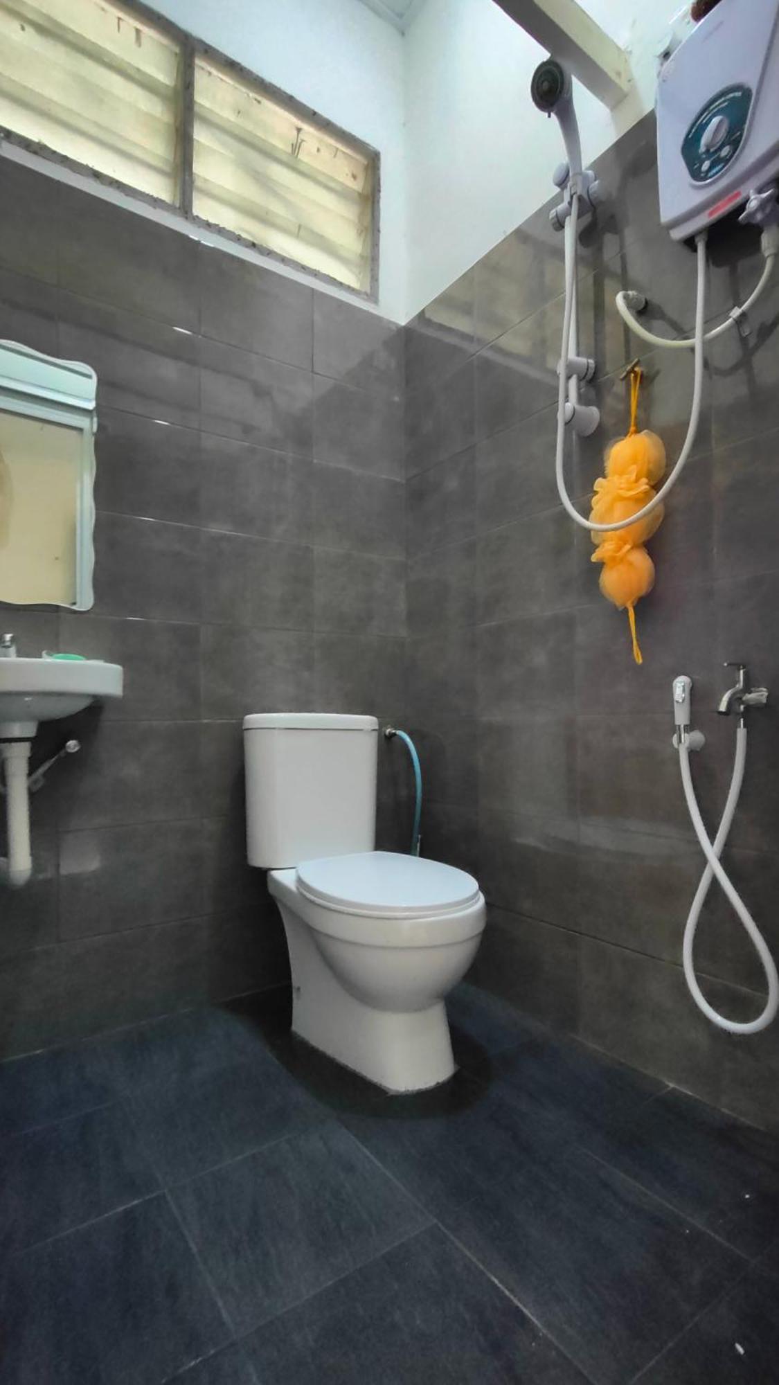 Sufiza Residence Kangar Bagian luar foto